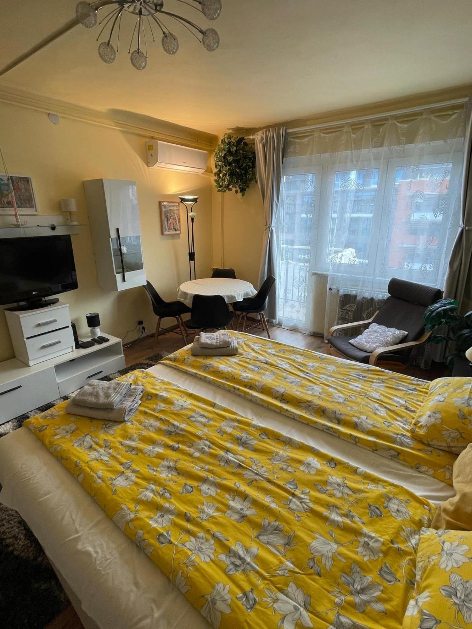 Vacyblue 1138 Vaci Ut 138b Budapeszt