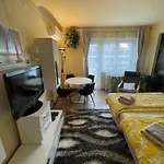 Vacyblue 1138 Budapest Vaci Ut 138B